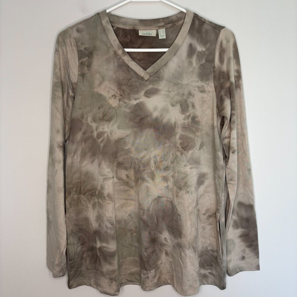 LOGO LOUNGE Tee Women's XXS Tan Floral V-Neck Soft Long Sleeve Pockets